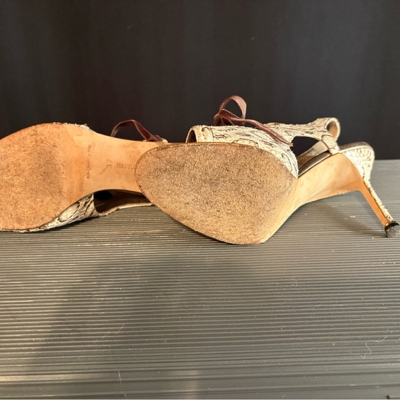 Manolo Blahnik heels - Picture 3 of 7